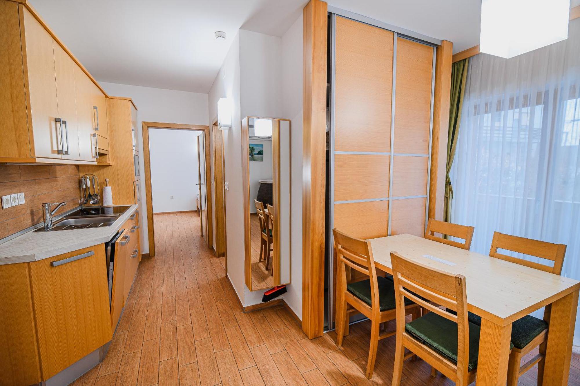 Apartments Maleric With Indoor Pool And Wellness Dragatuš Szoba fotó