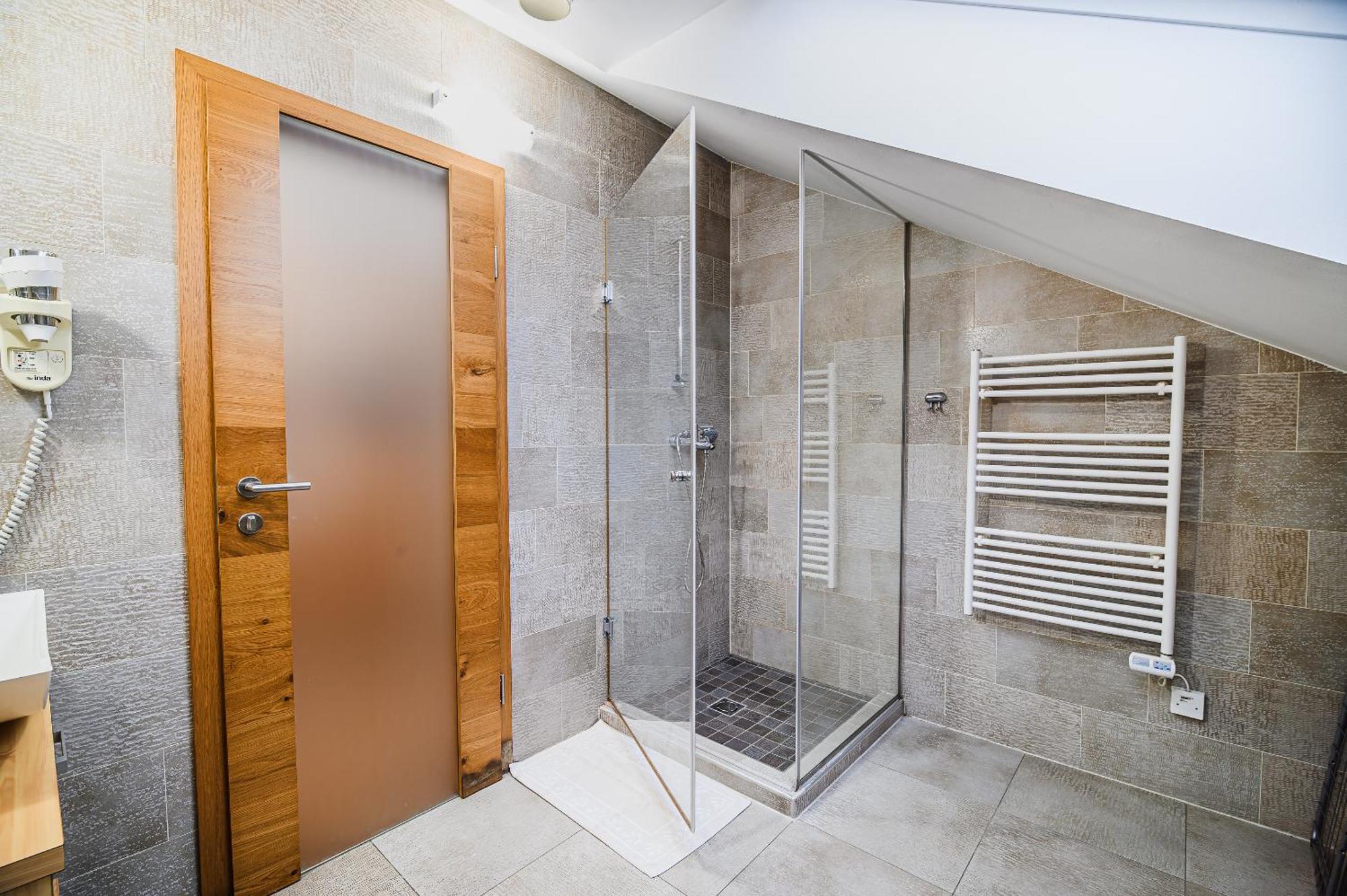 Apartments Maleric With Indoor Pool And Wellness Dragatuš Szoba fotó