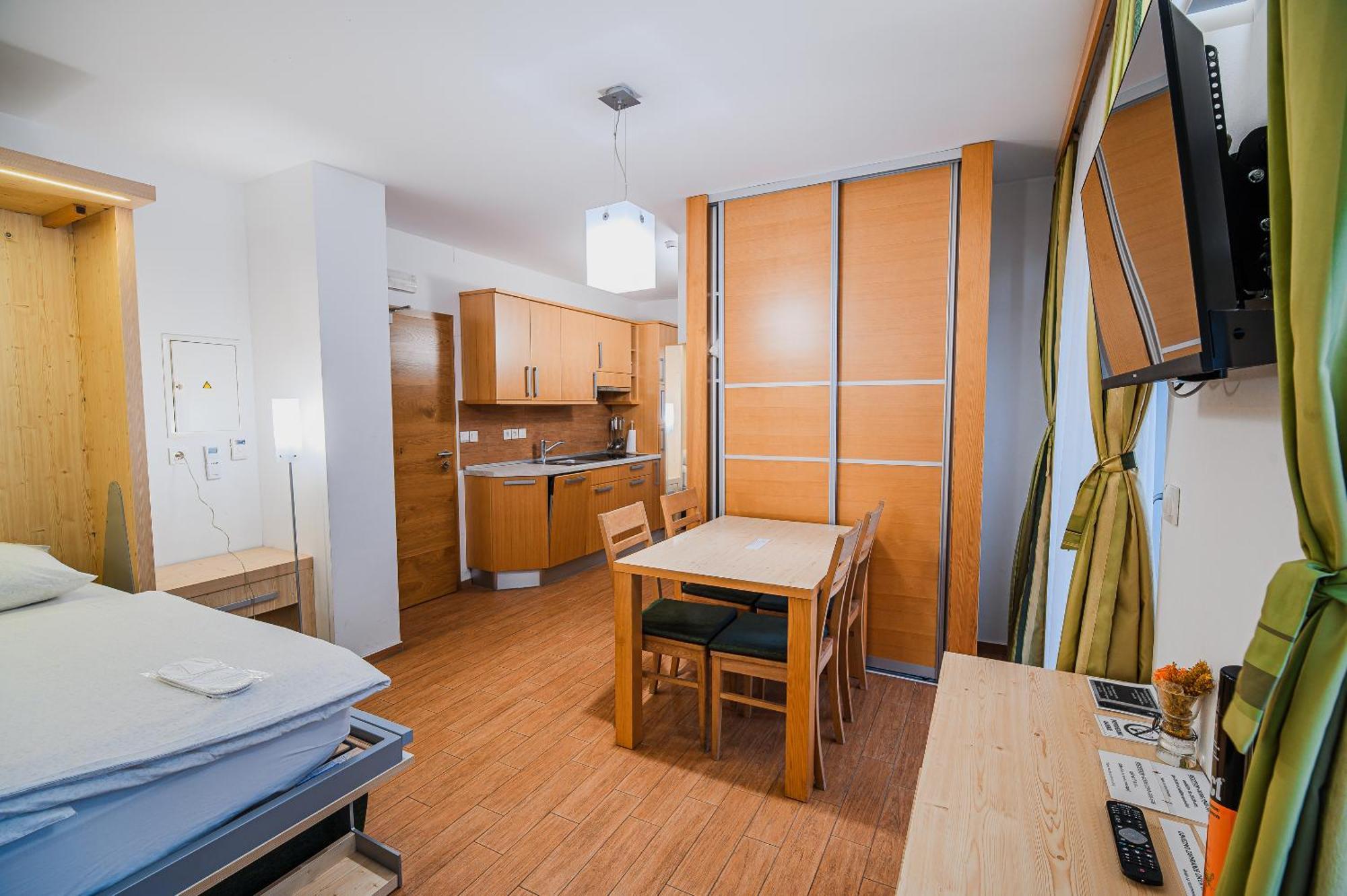 Apartments Maleric With Indoor Pool And Wellness Dragatuš Szoba fotó
