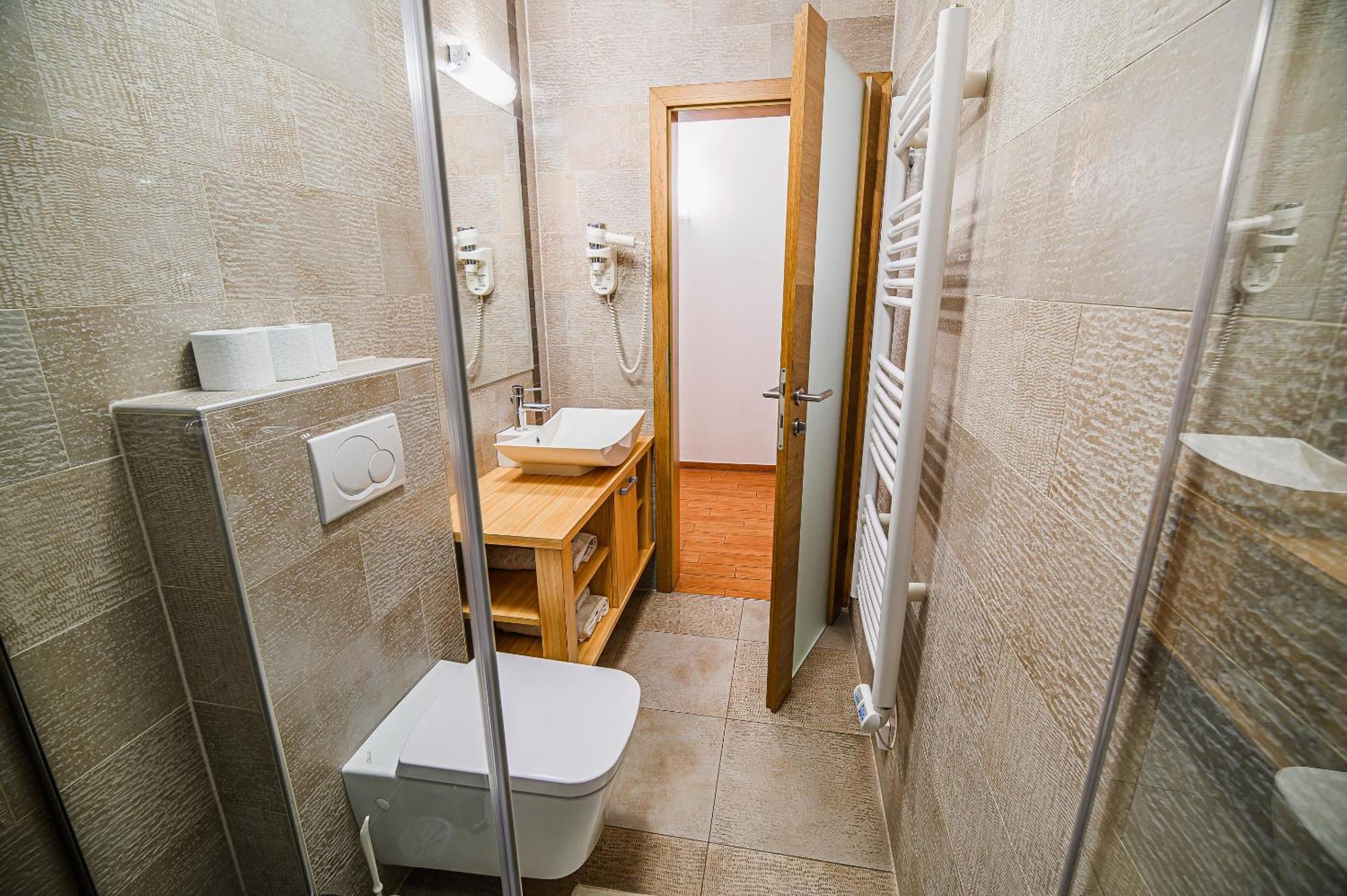Apartments Maleric With Indoor Pool And Wellness Dragatuš Szoba fotó