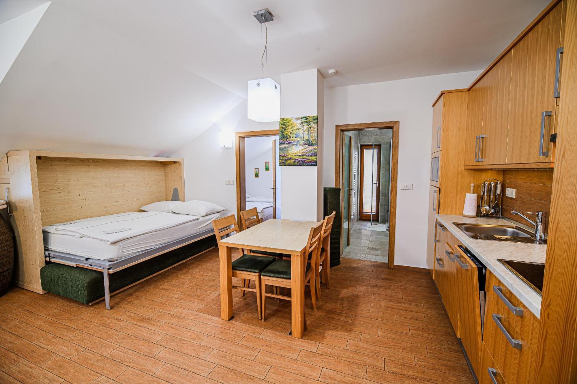 Apartments Maleric With Indoor Pool And Wellness Dragatuš Szoba fotó